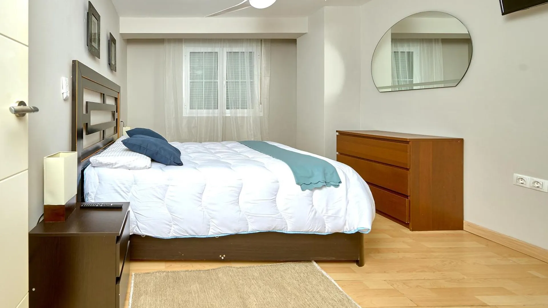 Apartment Holidays2Malaga Train Station Area
